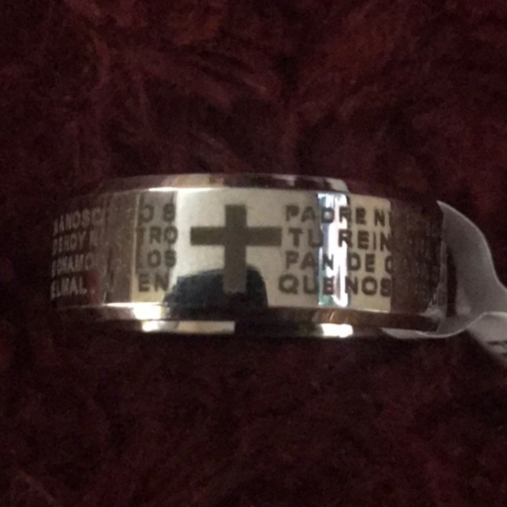 beautiful ring with prayer our father